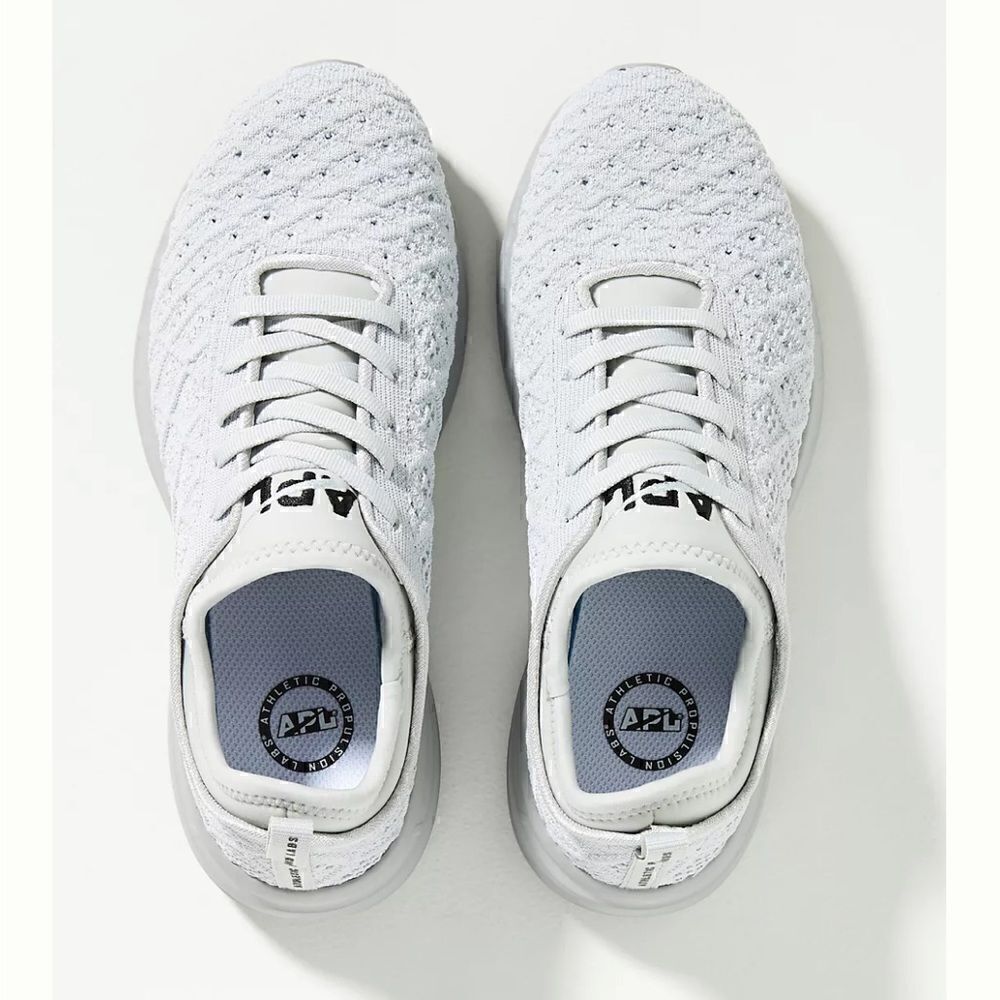 APL TechLoom Phantom Sneakers in Silver Reflective Size 7/ excellent